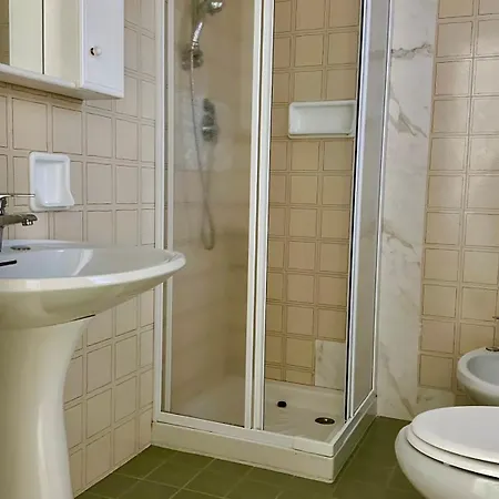 N274 - Numana, Bilocale Con Balcone In Pieno Centro Apartament *